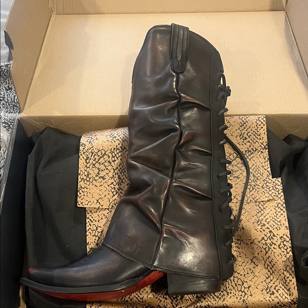 Freebird Black and Tan Wilma Boots